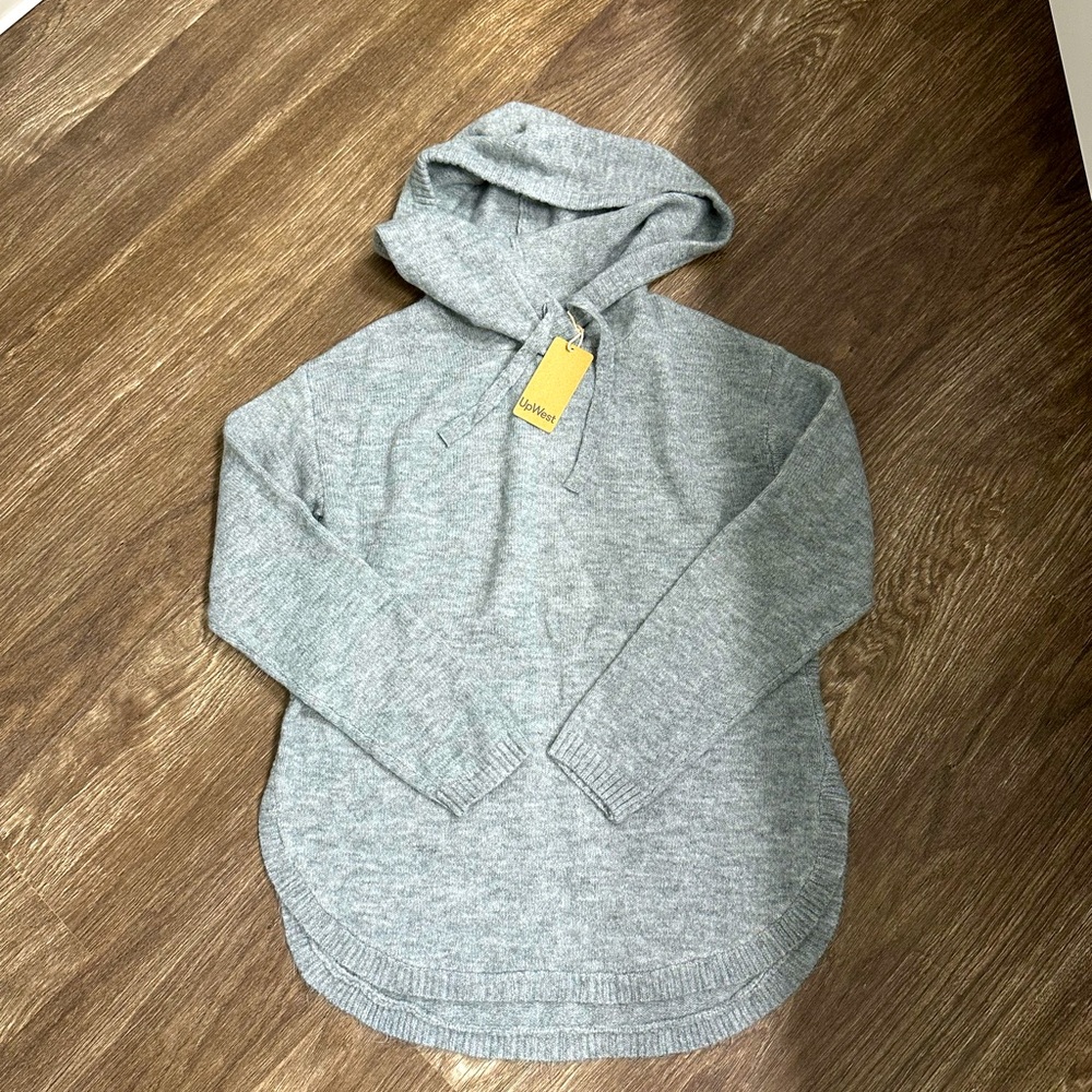 NWT UpWest Curved Hem Hooded Sweater Small